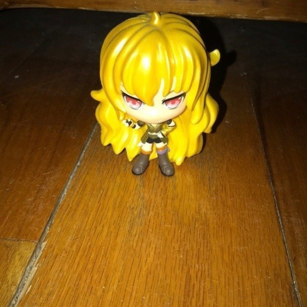 RWBY Yang Pop Figure